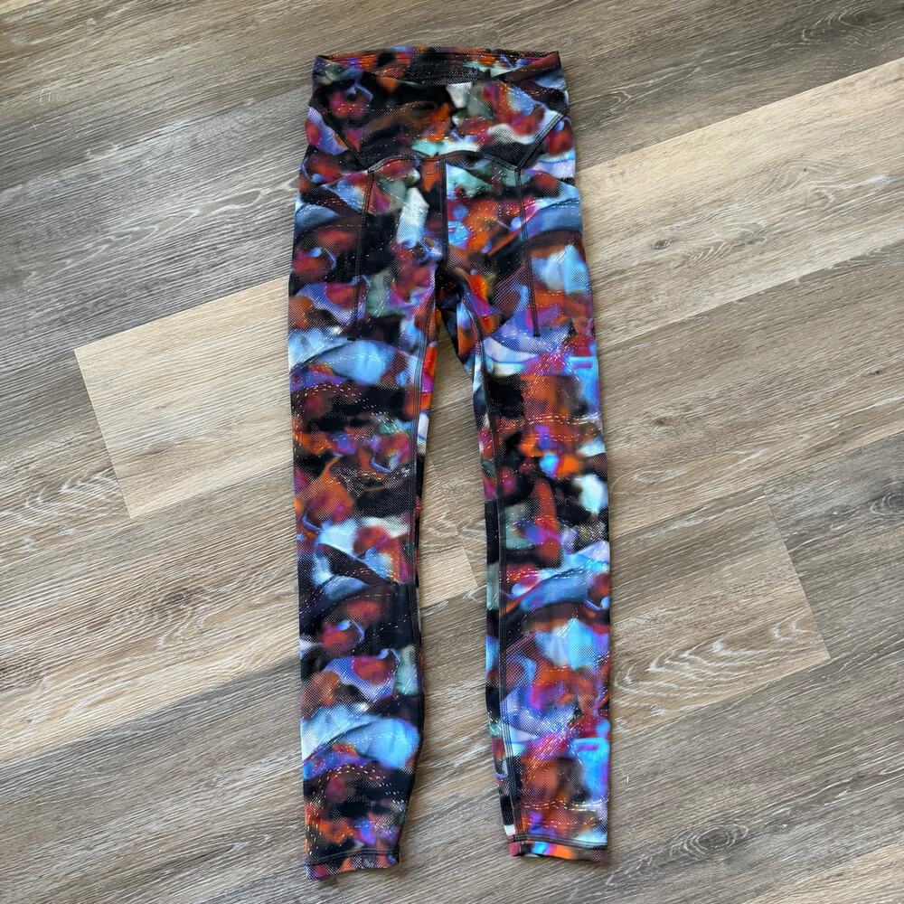 **Lululemon Power Thru High Rise Tight 25 Hyper Drift Multi Leggings Pockets**